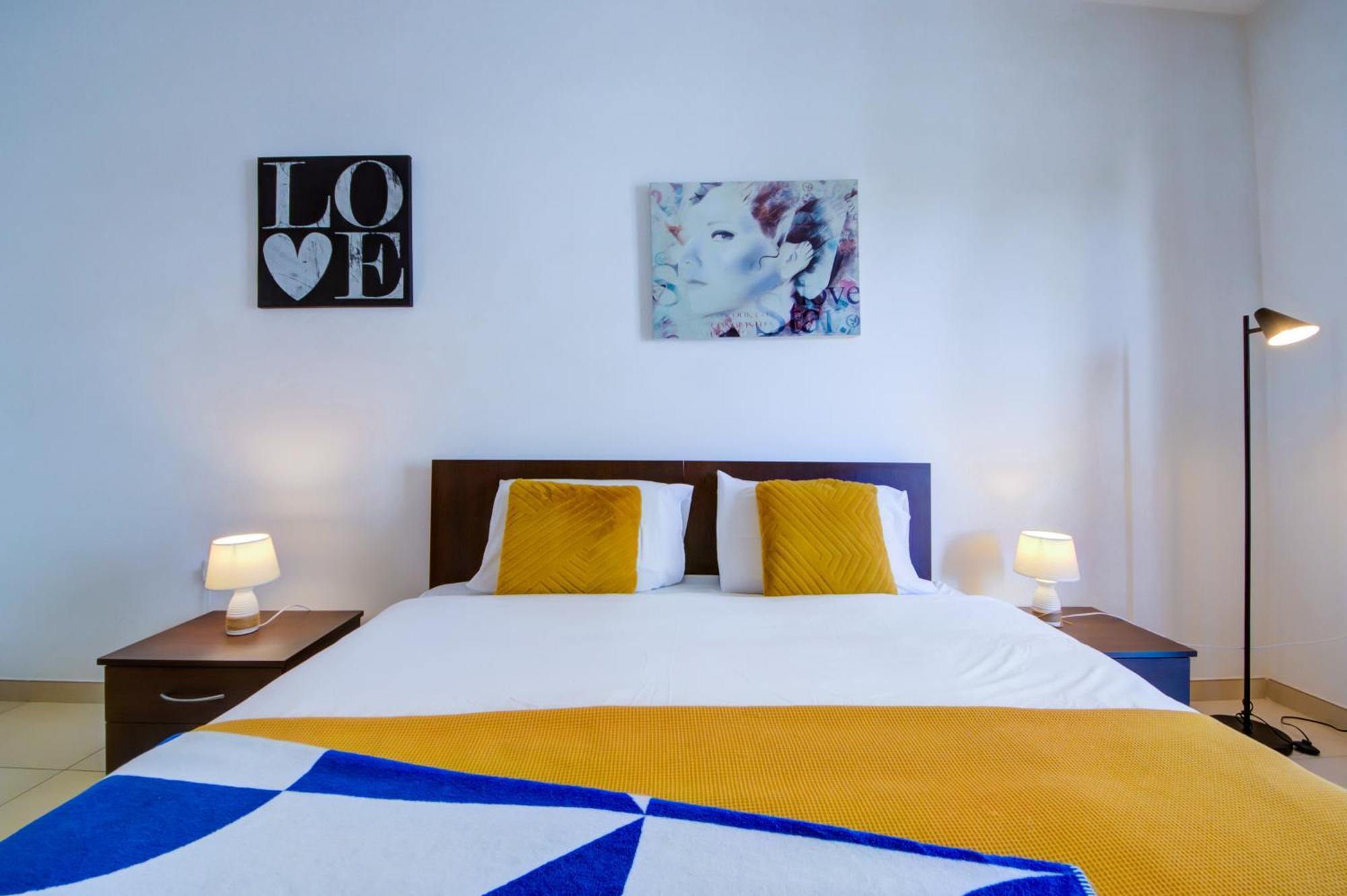 Prime Location, Modern Apartment In St Julian'S, Paceville, Apt 8 By Vaganza St. Julian's Zewnętrze zdjęcie