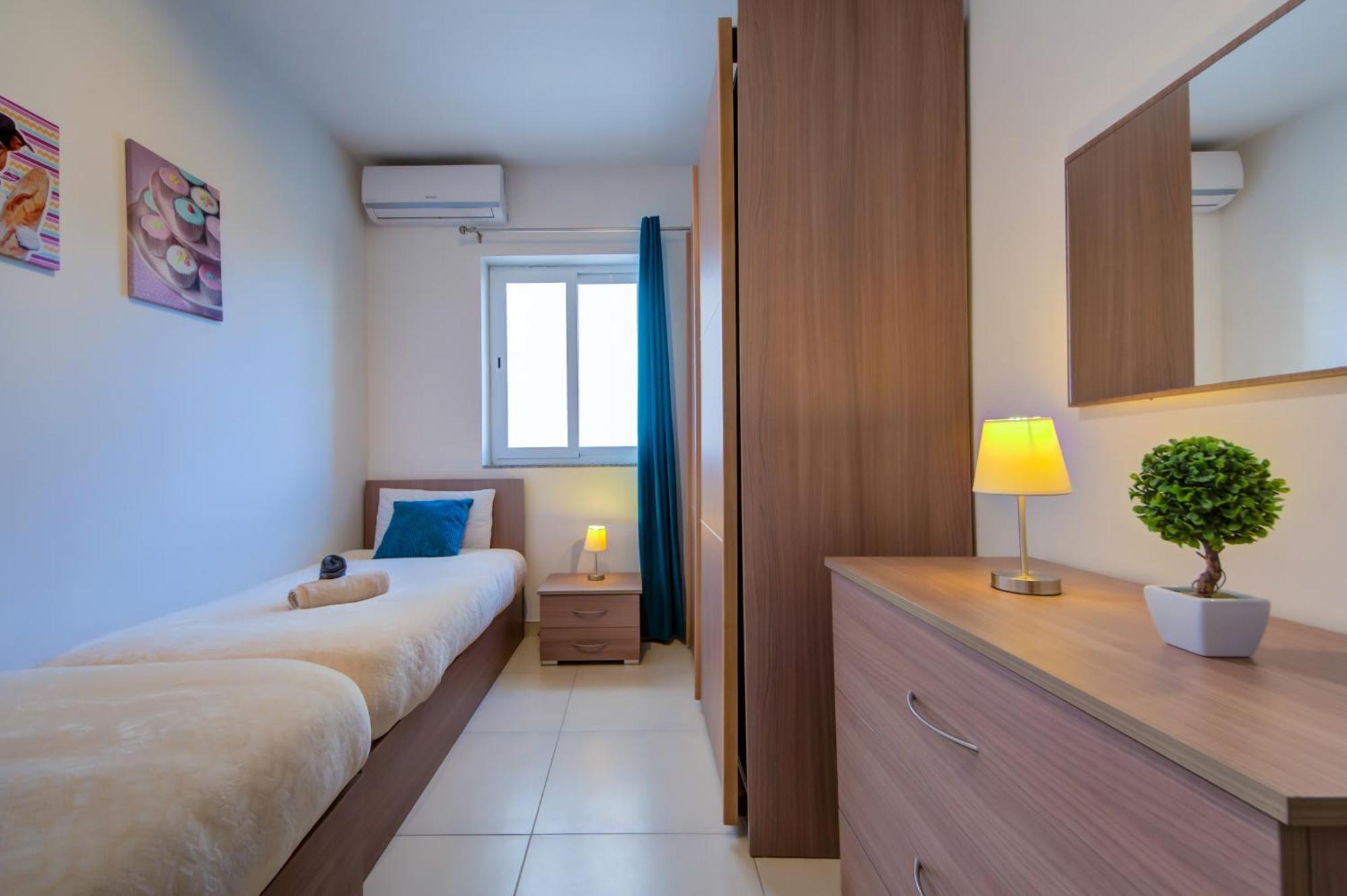 Prime Location, Modern Apartment In St Julian'S, Paceville, Apt 8 By Vaganza St. Julian's Zewnętrze zdjęcie